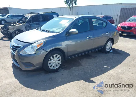 2017 Nissan Versa 1.6 Sv z USA, uszkodzony, nr VIN 3N1CN7AP3HL895164